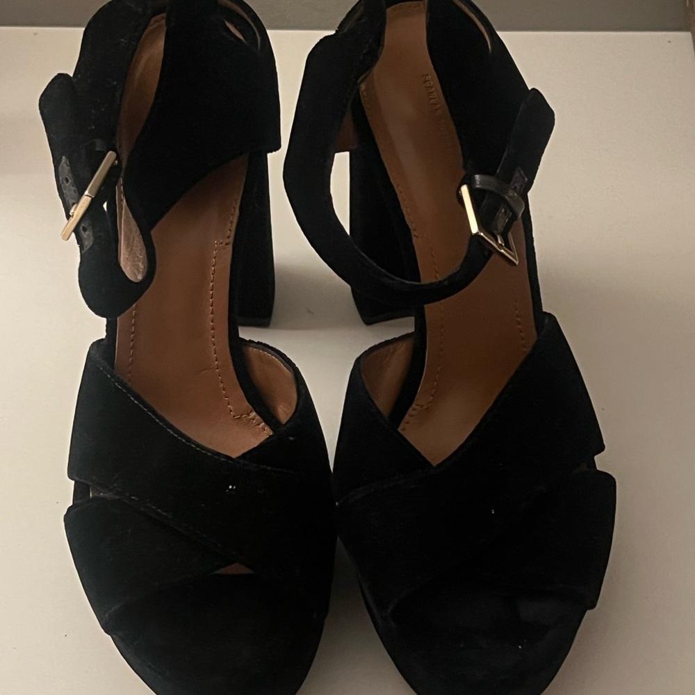 Scanlan Theodore Black Heels with Ankle Straps